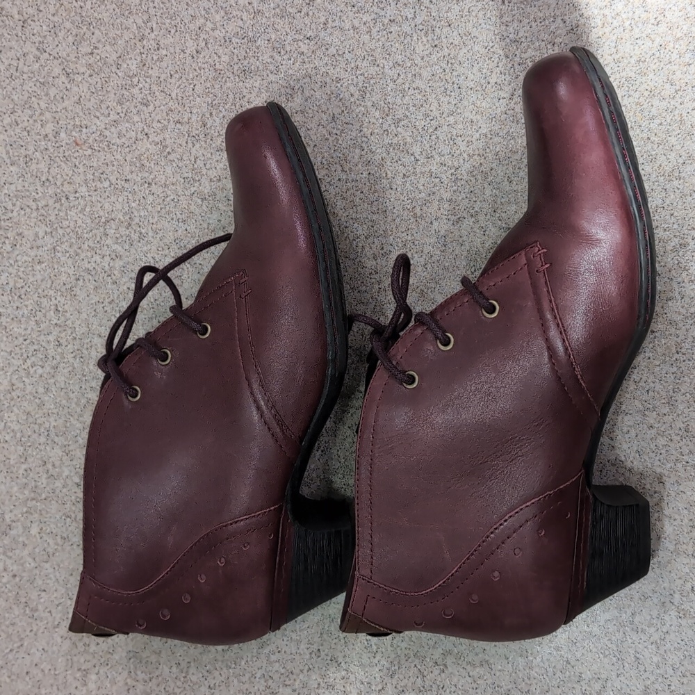 Rockport Burgundy Ankle Boots - Picture 8 of 11